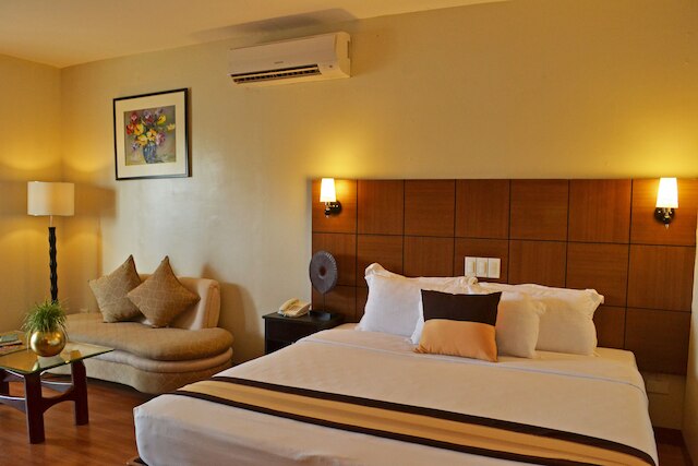 ザ ピナクル ホテル アンド スイーツ