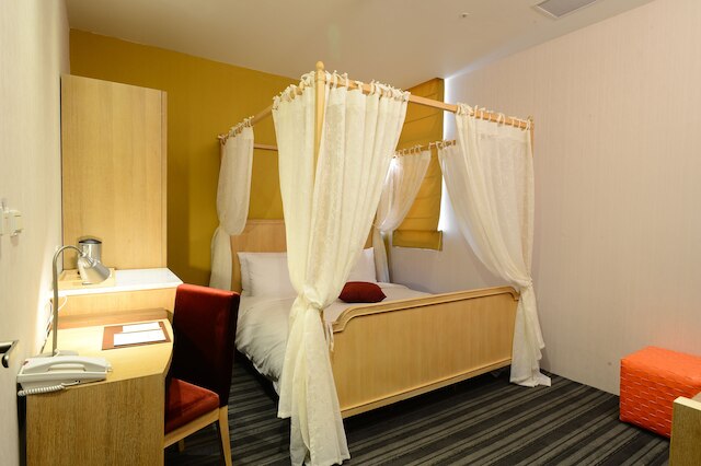 イン ヤング ホテル