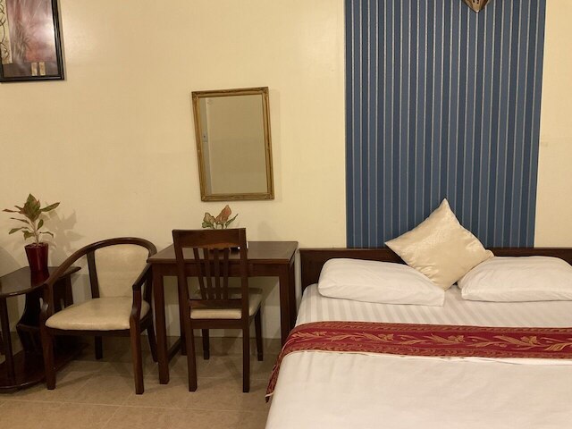 ミン チャウ ホテル