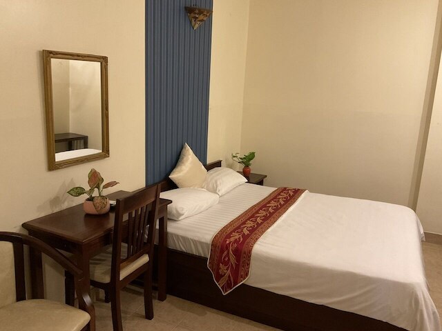 ミン チャウ ホテル