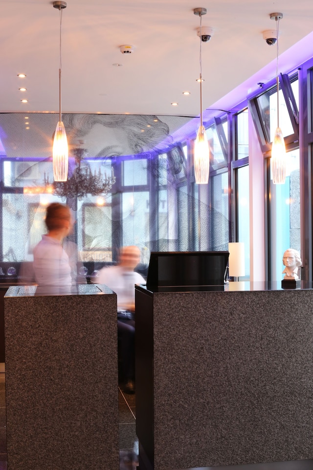 シラー 5 ホテル