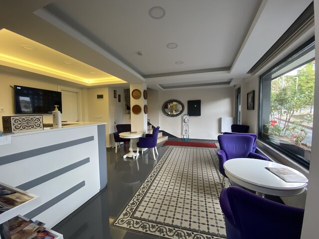 スピネル ホテル