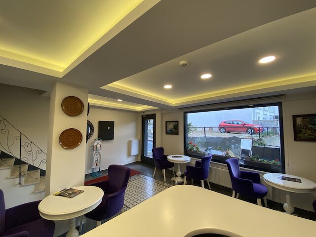 スピネル ホテル