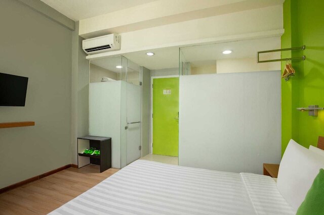 ワイズ ホテル マリオボロ ヨギャカルタ