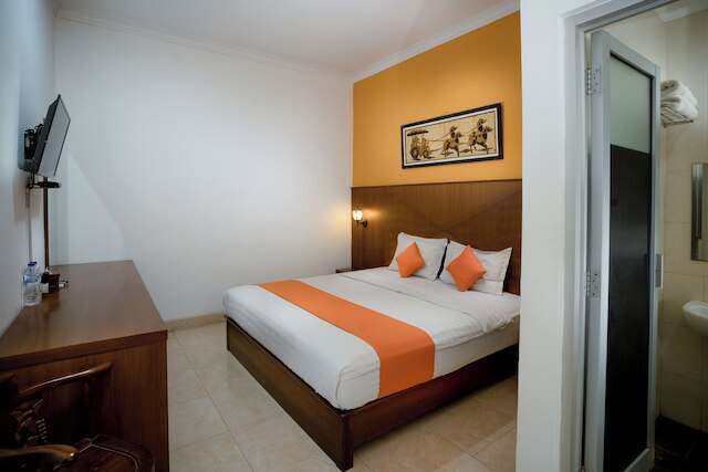 ポンコウィナタン ホテル