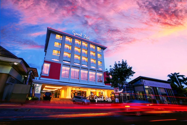 グランドズリ マリオボロ ヨギャカルタ