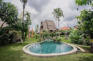 ウブド ヒドゥン ヴィラ