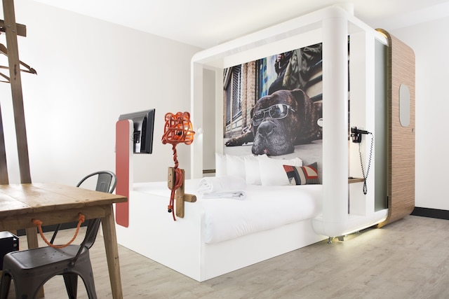 ザ コーナー ロンドン シティ