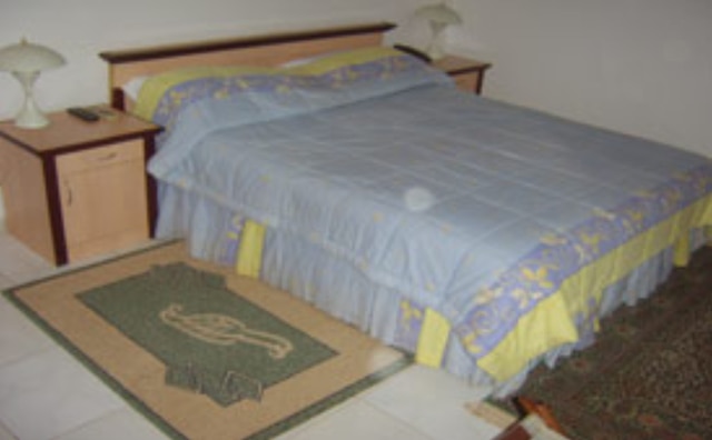 ホームランド ホテル