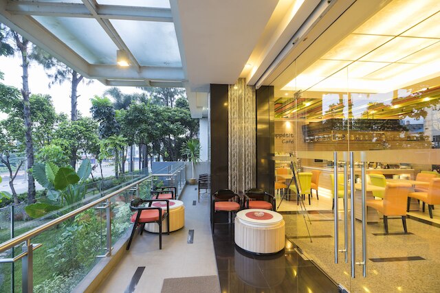 ロイヤル シティ ホテル