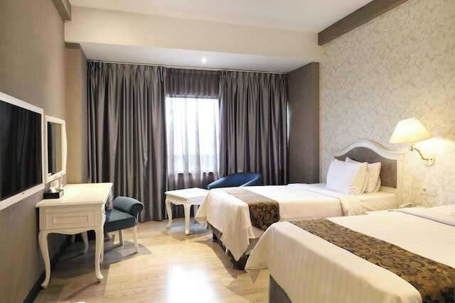 ル ポローニア ホテル & コンベンション メダン