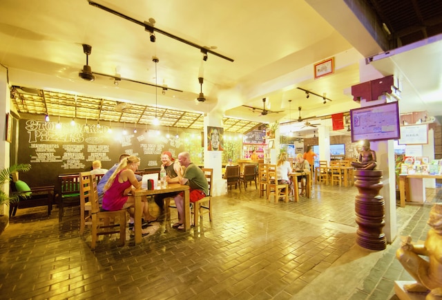 ナガ アンコール ホステル