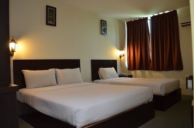 ゾディアック ゴールデン パレス ホテル