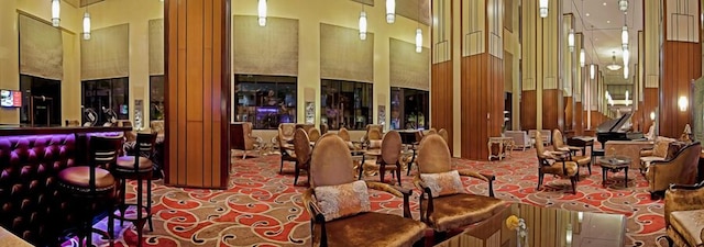 レッドトップ ホテル & コンベンション センター