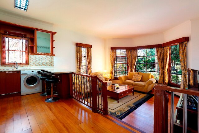 アペル ヴィラ サヌール