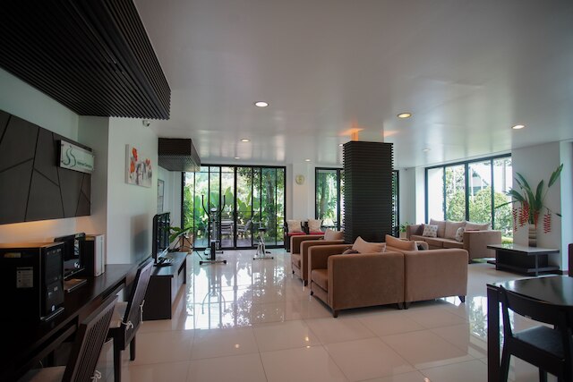 サン セレーヌ ハウス