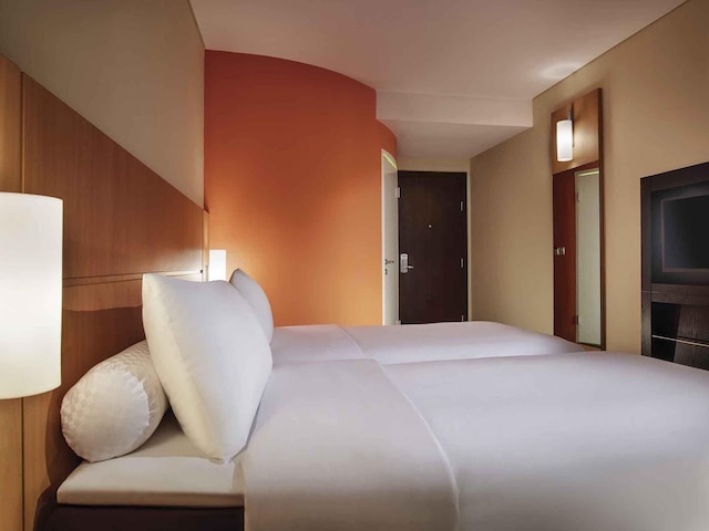 イビス スラバヤ シティ センター