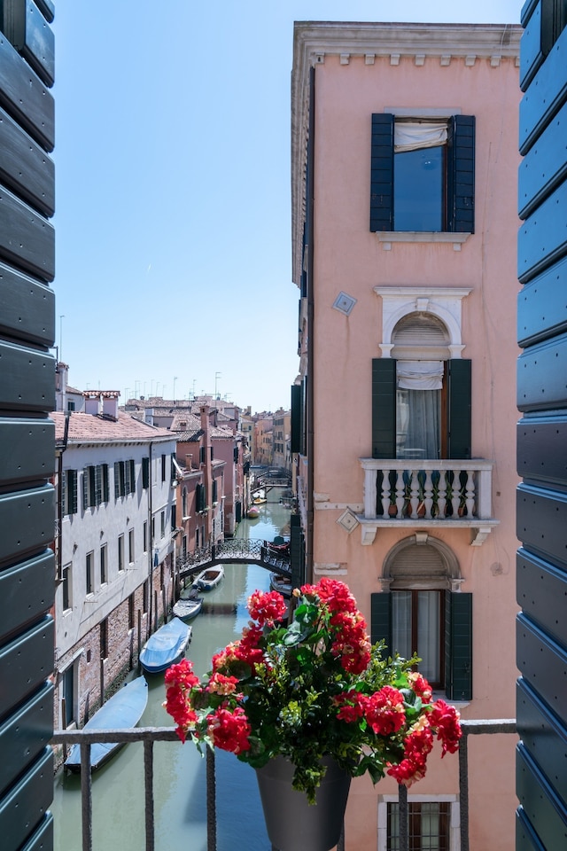 カサノヴァ デラックス アパートメント