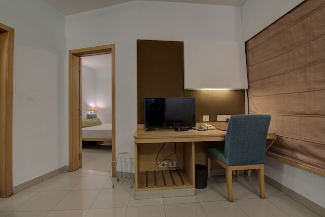 トライスター サービス アパートメンツ