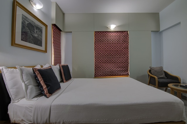 トライスター サービス アパートメンツ