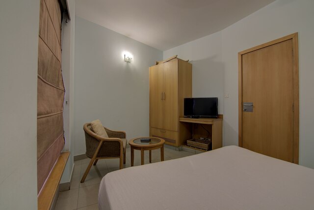 トライスター サービス アパートメンツ