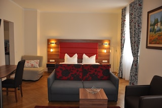 バトゥ アパート ホテル