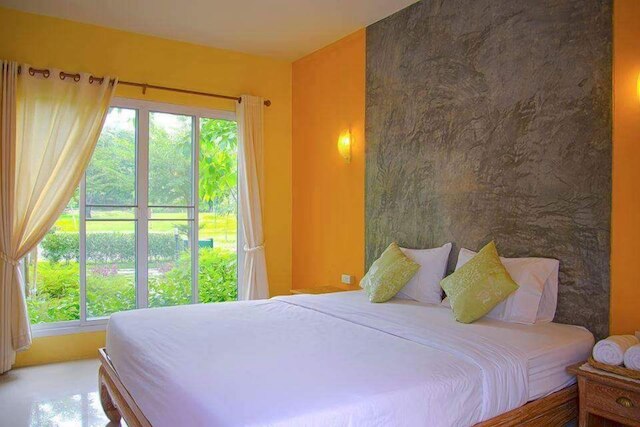 バーン スアン ヒム ドイ