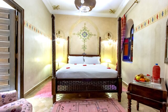 リヤド ダル アニカ