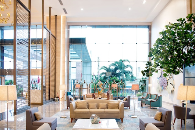 グマヤ タワー ホテル セマラン