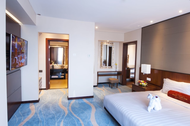 グマヤ タワー ホテル セマラン