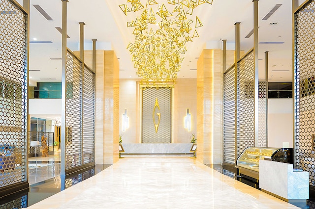 グマヤ タワー ホテル セマラン