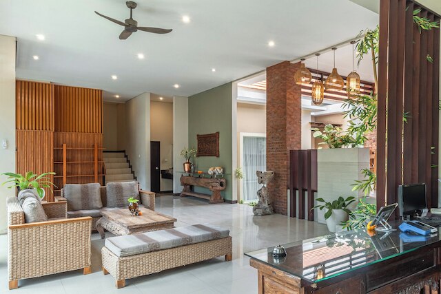 スヴァルナ スイート スミニャック