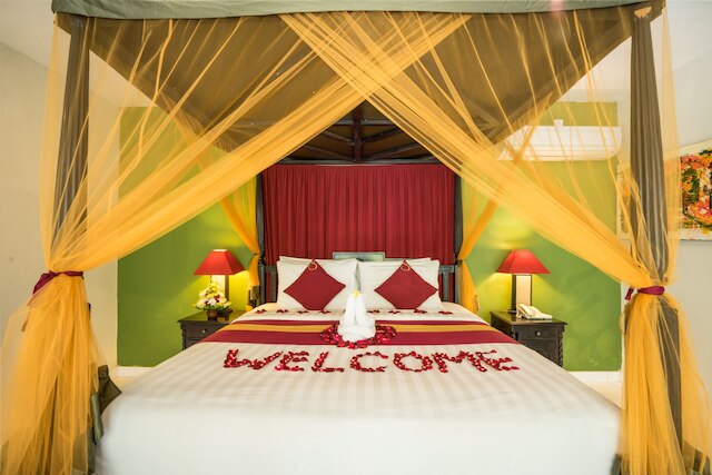 サマジャ ビーチサイド ヴィラズ