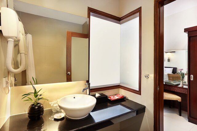 レスパティビーチホテル