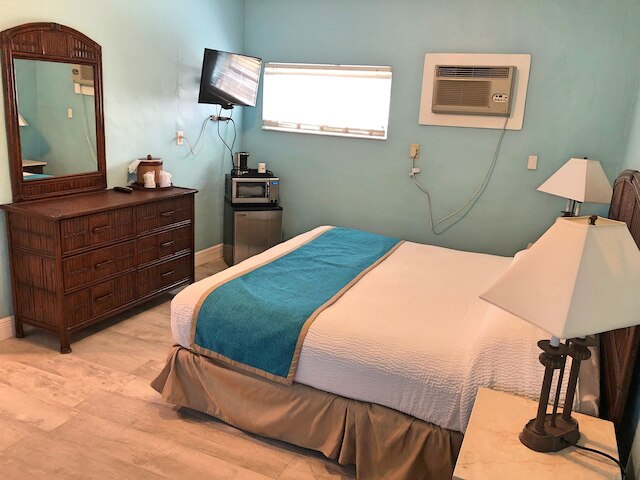 ザ ペリカン キー ラーゴ コテージズ