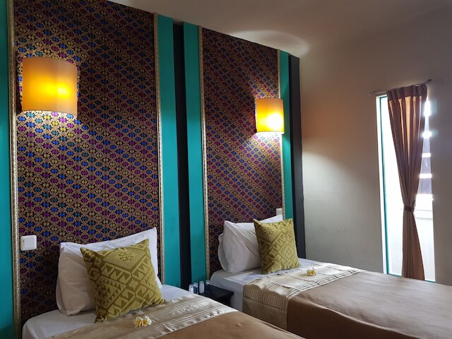 サヌール アグン ホテル