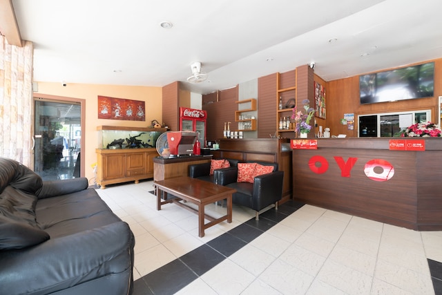 チャバ ガーデン リゾート & サービス