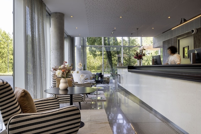 ベスト ウェスタン プラス ホテル イシドール