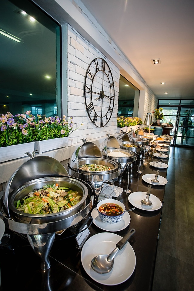 エンブリオ ホテル