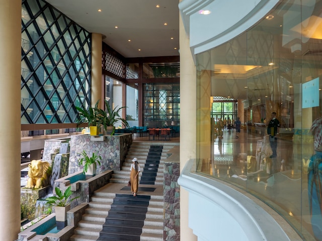 ロング ビーチ ガーデン ホテル アンド パビリオンズ