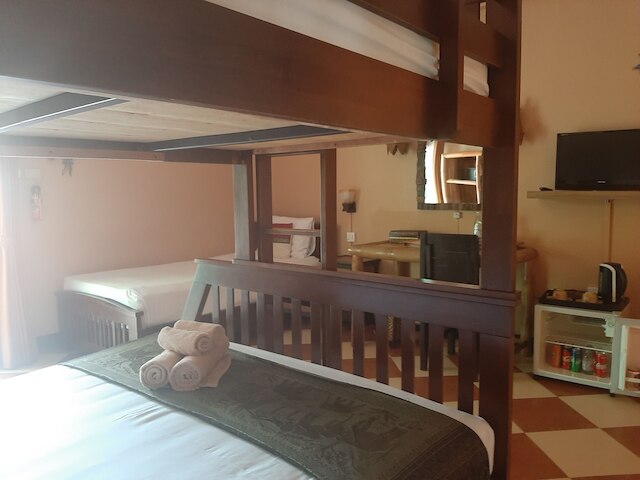 ゲストハウス リアムズ スアン ドック マイ