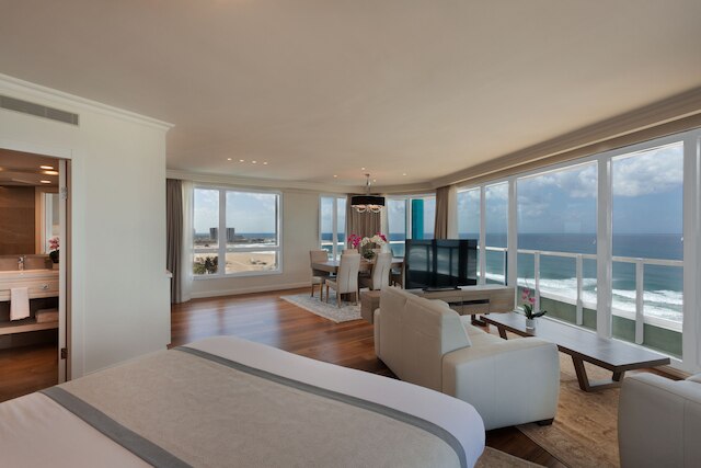 ハルバート サミュエル オケアノス スイーツ ヘルツリヤ