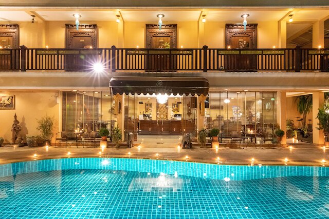 アット チェンマイ ホテル