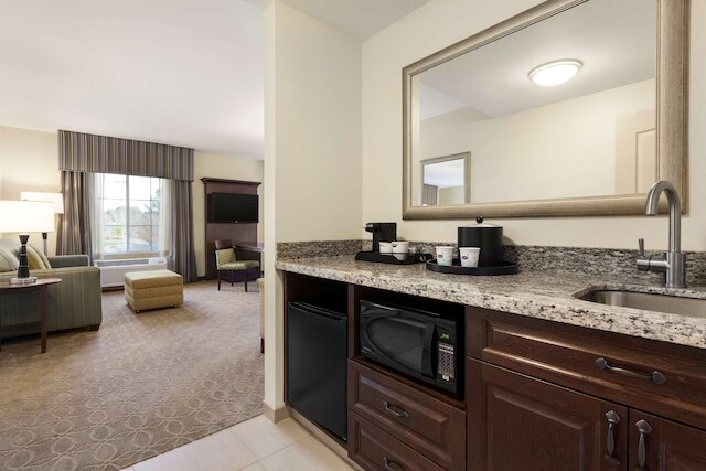 ハンプトン イン & スイーツ サン バーナーディーノ