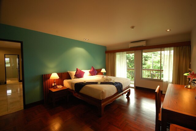 サコーン レジデンス アンド ホテル