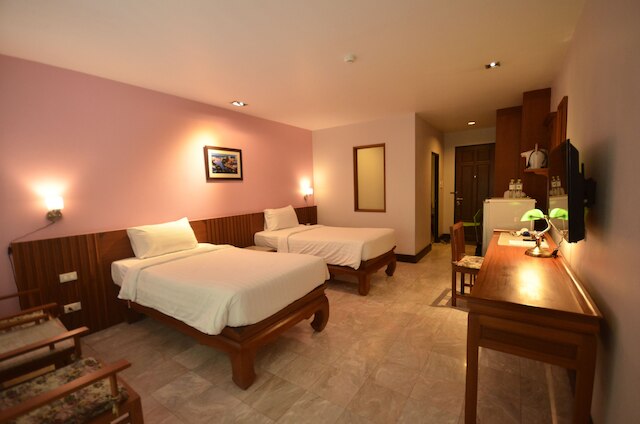 サコーン レジデンス アンド ホテル