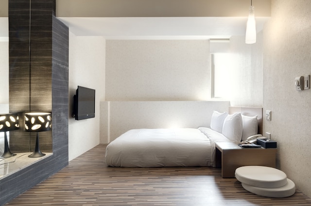 イーコースト スター ホテル