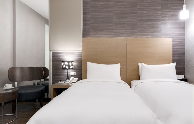 イーコースト スター ホテル