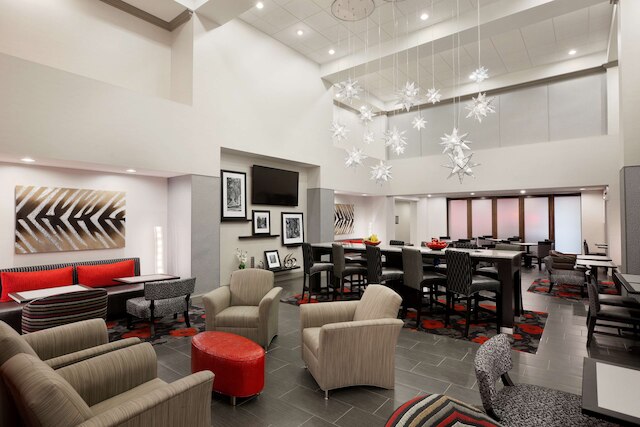 ハンプトン イン & スイーツ ロアノーク エアポート