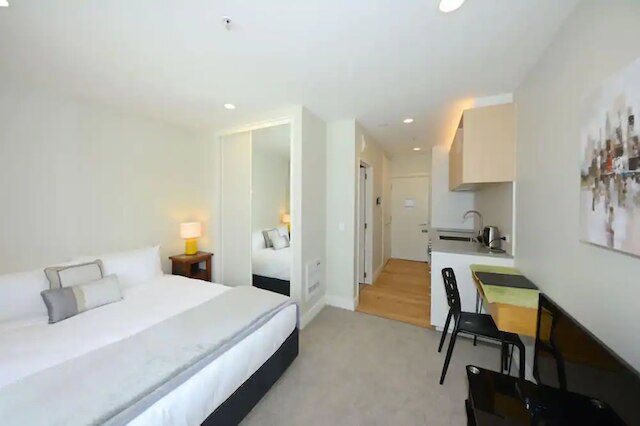 ウエスト フィッツロイ アパートメンツ